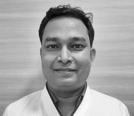 Dr. Md R Islam Dental Surgeon in Kolkata